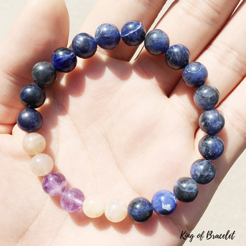 Bracelet en Sodalite, Am¨¦thyste et Pierre de Soleil